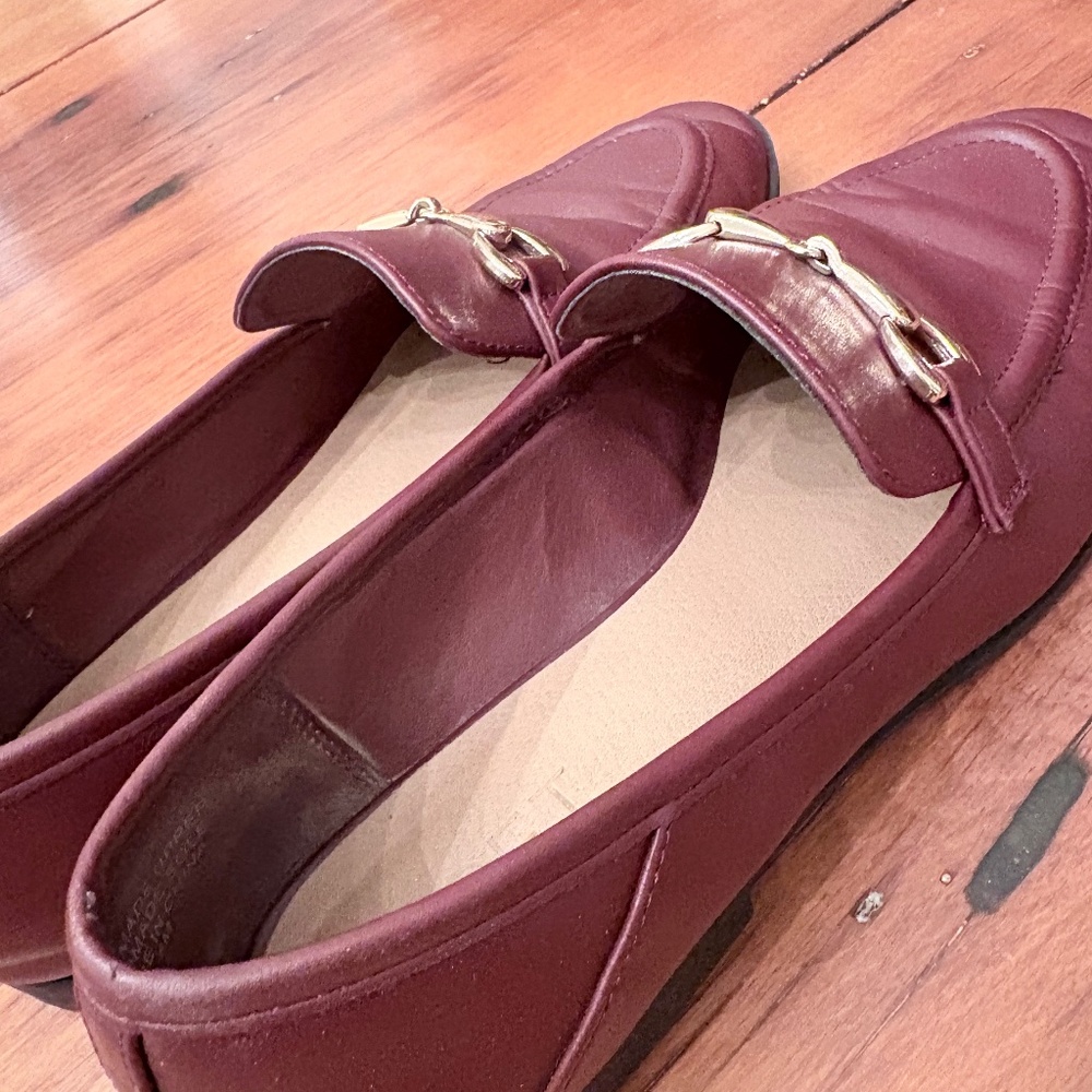 Ann Taylor Loft cranberry loafers sz8